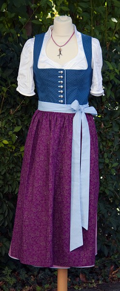 Midi-Dirndl "Treubach" von Sportalm