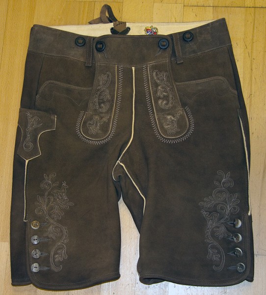 Kurze Lederhose „Loisachtal“ in altbraun, Meindl