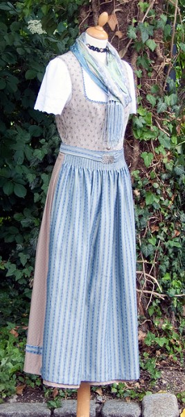 Stretchdirndl lang in beige mit hellblau